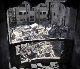 قصف منزل 2014