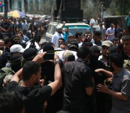 الشهيدالمجاهد صبحي الثلاثيني في موكب جنائزي مهيب ‫(38339098)‬ ‫‬ ‫‬