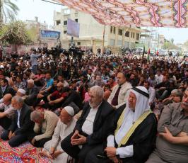  صلاة الجمعة امام مقر الصليب الاحمر بغزة تضامنا مع الاسرى في سجون الاحتلال ‫(39649809)‬ ‫‬