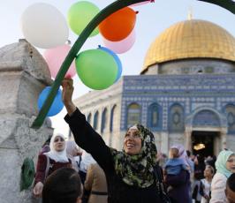  صلاة العيد برحاب المسجد الأقصى ‫(1)‬ ‫‬