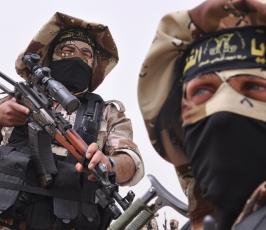 بالصور.. بعد قضاء 14 عاماً ..الاحتلال يفرج عن الأسير عبد الله انشاصي من جباليا