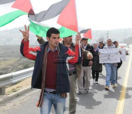 علم فلسطين فوق مستوطنة "اليعازر" جنوب بيت لحم