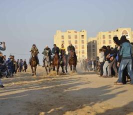 ركوب الخيل  ‫(1)‬