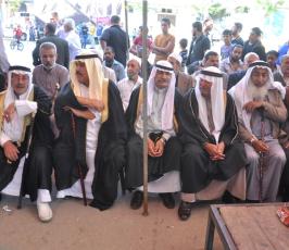 بالصور:الجهاد ترعى صلح عشائري كبير بين عاتلتي "البطريخى"