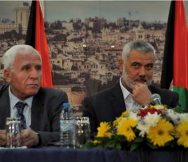 بالصور:مؤتمر صحفي لوفد منظمة التحرير ووفد حماس لحظة إعلان انتهاء الانقسام