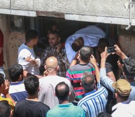 جنازة الشهيد فادى النجار ‫(39453187)‬ ‫‬