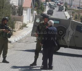 الاحتلال يقتحم منطقة سطح مرحبا في رام الله ويعتقل شابين