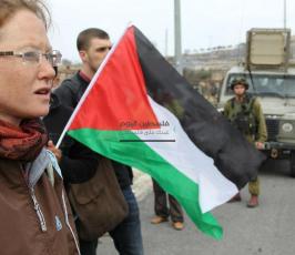 علم فلسطين فوق مستوطنة "اليعازر" جنوب بيت لحم
