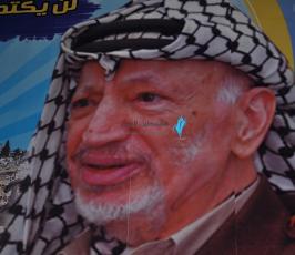 صورة القائد "أبو عمار" تُزين مدينة غزة من جديد