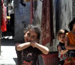 عدسة "فلسطين اليوم" تتجول في المخيمات الفلسطينية تتفقد احوال اللاجئين