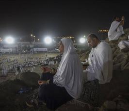  حجاج بيت الله الحرام لصعيد عرفات فجر اليوم ‫(38535682)‬ ‫‬ ‫‬.jpg