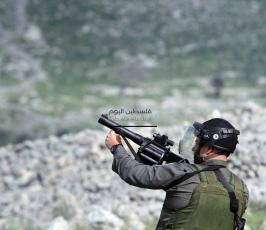 خاص فلسطين اليوم.اعتقالات وإصابات بالاختناق في "المناطير" قرب نابلس