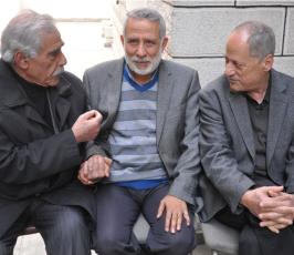 بالصور:الفصائل الفلسطينية تقيم بيت عزاء للشاعر أبو عرب في غزة