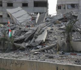 تدمير مقر الحكومة الفلسطينية في غزة بالكامل