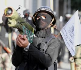 عرض عسكري لكتائب المجاهدين في  ‫(1)‬ ‫‬