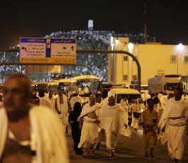 حجاج على جبل عرفات ‫(29745549)‬ ‫‬