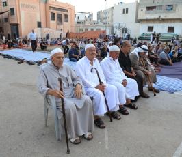  صلاة العيد بالعراء في نادي الشجاعية  ‫(30073228)‬ ‫‬