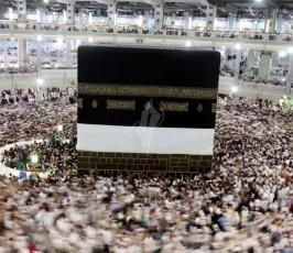 حجاج   فى الجمعة الأولى من ذي الحجة ‫(30400913)‬ ‫‬