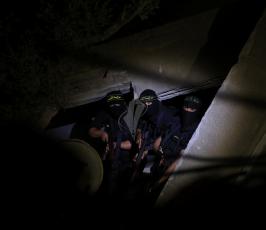 سرايا القدس تقضي رباطها في ليلة السادس من رمضان بالدعاء والصلاة ‫(30963100)‬ ‫‬