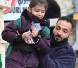 جانب من حملة التبرعات لاهالي القدس في بيت لحم ‫(1)‬