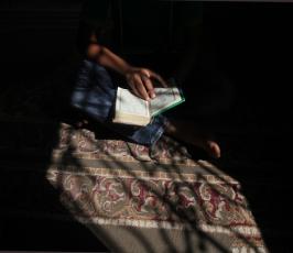 أطفال غزة يقضون إجازتهم فى تعليم القرأن الكريم