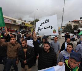 مواجهات عنيفة على حاجز قلنديا شمال القدس المحتلة