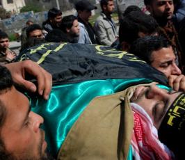 جماهير غفيرة تشيع جثامين شهداء سرايا القدس