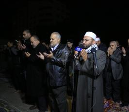 صلاةالعشاء في الساحات العامة بدعوة من الجهاد الإسلامي نصرة للقدس (23)