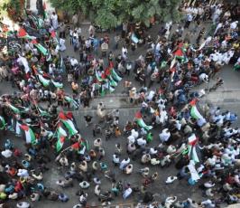 غزة: جماهير حاشدة تشارك بمسيرة يوم القدس العالمي