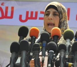 اعتصام تضامنى مع الاسرى بمشاركة المحررة هناء شلبى بغزة