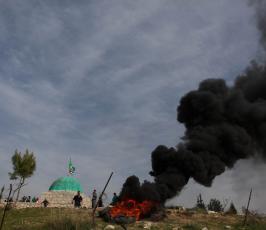 خاص فلسطين اليوم..مواجهات بين الاحتلال وأهالي بدرس غرب رام الله