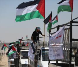 مسير للشاحنات يتوجه لمخيم ملكة شرق غزة رفضاً للحصار ‫(39256584)‬ ‫‬.JPG