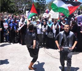 بالصور:الحملة الوطنية لإنهاء الانقسام تواصل فعالياتها بإحياء ذكرى النكبة
