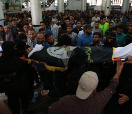 الشهيدالمجاهد صبحي الثلاثيني في موكب جنائزي مهيب ‫(38339091)‬ ‫‬ ‫‬
