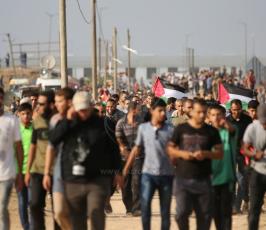مسيرة العودة على حدود القطاع بعد مرور 100 يوم على المسيرة  (4).JPG