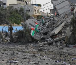 تدمير مقر الحكومة الفلسطينية في غزة بالكامل