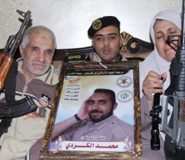 بالصور لحضة الإفراج عن الأسير المحرر العابد "من شمال القطاع