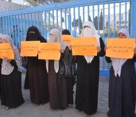 وقفة نسائية للمطالبة بتسريع عملية الاعمار