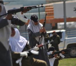 بالصور تخريج 500 ضابط من داخلية غزة بحضور اسماعيل هنية