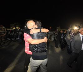 صور من استقبال الاسرى المحررين في مقر المقاطعة برام الله