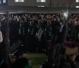 مهرجان تابين الشهيد مازن فقهاء بساحة الكتيبة بغزة ‫(38797835)‬ ‫‬