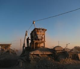 عمال غزيون ‫(38142468)‬ ‫‬