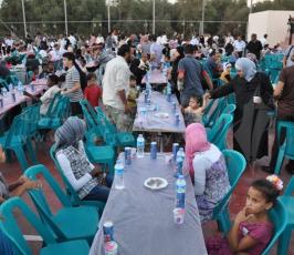 الجهاد الإسلامي تنظم إفطار جماعي للمهاجرين الفلسطينيين من سوريا إلى قطاع غزة