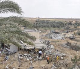 اثار الدمار في الفراحين شرق خانيونس