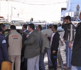 تفاقم أزمة الموصلات بغزة بسبب الحصار