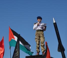 مسيرة لكشافة بيت المقدس.. ومجسمات لصواريخ سرايا القدس في عين الحلوة