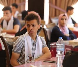 أبناء الشهداء والأسرى الناجحين في الثانوية (64).JPG
