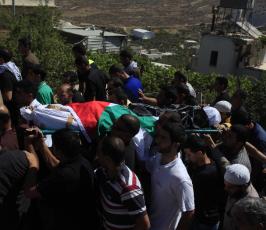 اصابات ومواجهات على حاجز قلنديا شمال القدس المحتلة