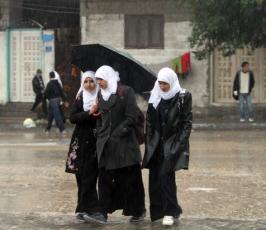 امطار غزيرة وعواصف تغزو مدينة غزة