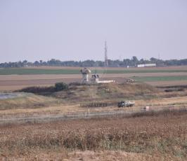 بالصور:مواجهات بين الشبان الفلسطينيين و قوات الإحتلال شرق جباليا